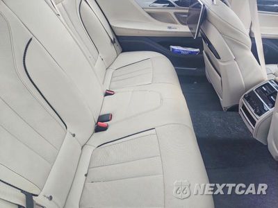 Zdjęcie 10 z 12 samochodu: 2018 BMW 750 XI VIN:WBA7F2C56JG424790 - miniatura