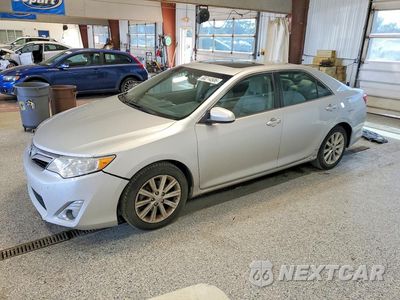 2014 TOYOTA CAMRY XLE 4T4BF1FK8ER381832 - główne zdjęcie licytacji z USA - miniatura