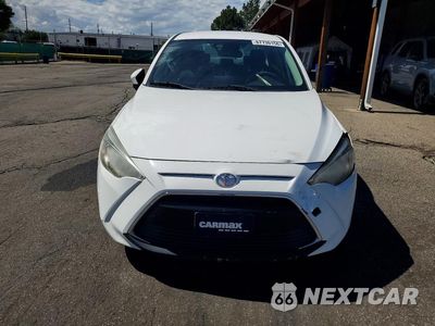 Piąte zdjęcie samochodu w środku: 2017 TOYOTA YARIS IA BASE VIN:3MYDLBYV2HY173168 - miniatura