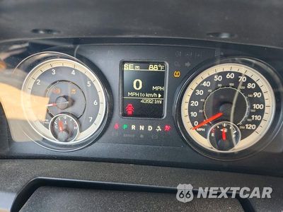 Zdjęcie 9 z 13 samochodu: 2017 RAM 1500 ST VIN:3C6RR6KT0HG658634 - miniatura