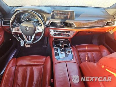 Zdjęcie 8 z 12 samochodu: 2017 BMW 750 I VIN:WBA7F0C59HGM21056 - miniatura