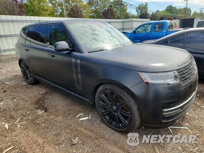 Czwarte zdjęcie samochodu z boku: 2024 LAND ROVER RANGE ROVER SE VIN:SALKPBE98RA211440 - miniatura