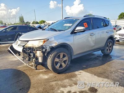 2015 TOYOTA RAV4 XLE JTMWFREV1FJ044710 - główne zdjęcie licytacji z USA - miniatura