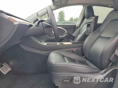Zdjęcie 7 z 13 samochodu: 2023 TESLA MODEL Y VIN:7SAYGDEE2PF782228 - miniatura