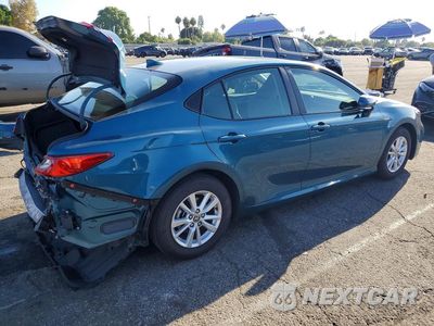Trzecie zdjęcie samochodu z tyłu: 2025 TOYOTA CAMRY LE VIN:4T1DAACK0SU150814 - miniatura