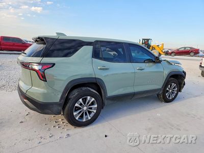 Trzecie zdjęcie samochodu z tyłu: 2026 CHEVROLET EQUINOX LT VIN:3GNAXHEG1TL393185 - miniatura