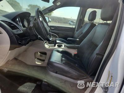Zdjęcie 7 z 13 samochodu: 2017 DODGE GRAND CARAVAN SXT VIN:2C4RDGCG1HR773140 - miniatura