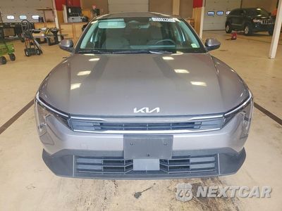 Piąte zdjęcie samochodu w środku: 2026 KIA K4 LXS VIN:3KPFT4DE5TE276233 - miniatura