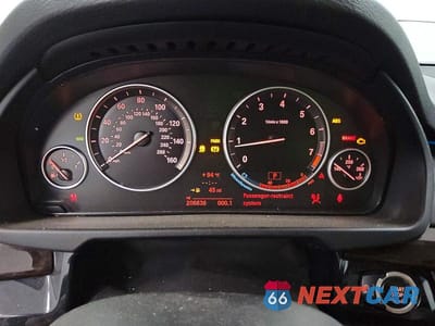 Zdjęcie 9 z 13 samochodu: 2014 BMW X5 SDRIVE35I VIN:5UXKR2C53E0H32214 - miniatura