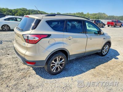 Trzecie zdjęcie samochodu z tyłu: 2018 FORD ESCAPE SE VIN:1FMCU9GD4JUC88786 - miniatura