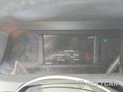 Zdjęcie 9 z 13 samochodu: 2025 TOYOTA 4RUNNER SR5 VIN:JTEVA5BR6S5073788 - miniatura