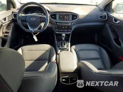 Zdjęcie 8 z 13 samochodu: 2019 HYUNDAI IONIQ LIMITED VIN:KMHC75LD2KU110902 - miniatura