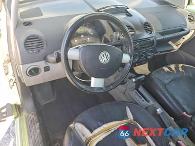 Zdjęcie 8 z 12 samochodu: 2002 VOLKSWAGEN NEW BEETLE GLX VIN:3VWDD21C52M403477 - miniatura
