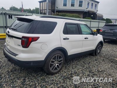 Trzecie zdjęcie samochodu z tyłu: 2018 FORD EXPLORER SPORT VIN:1FM5K8GT7JGA01424 - miniatura