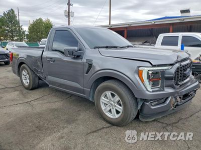 Czwarte zdjęcie samochodu z boku: 2023 FORD F150 VIN:1FTMF1E51PKE66805 - miniatura
