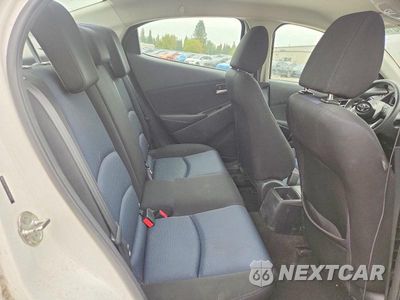 Zdjęcie 10 z 12 samochodu: 2017 TOYOTA YARIS IA BASE VIN:3MYDLBYV1HY161027 - miniatura