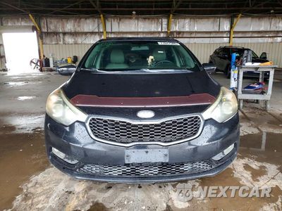 Piąte zdjęcie samochodu w środku: 2014 KIA FORTE EX VIN:KNAFX4A80E5046923 - miniatura