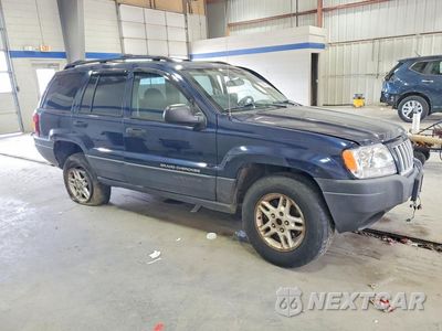 Czwarte zdjęcie samochodu z boku: 2004 JEEP GRAND CHEROKEE LAREDO VIN:1J4GW48S34C344947 - miniatura