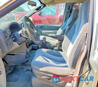 Zdjęcie 7 z 13 samochodu: 2004 CHRYSLER TOWN & COUNTRY VIN:1C4GP45R04B561608 - miniatura
