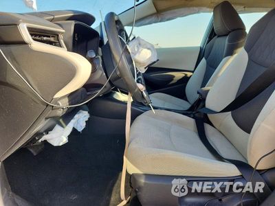 Zdjęcie 7 z 12 samochodu: 2020 TOYOTA COROLLA LE VIN:JTDEPRAE3LJ091022 - miniatura