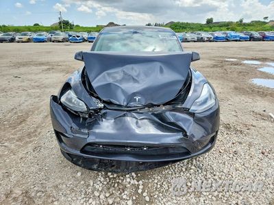 Piąte zdjęcie samochodu w środku: 2024 TESLA MODEL Y VIN:7SAYGDEE5RA218511 - miniatura