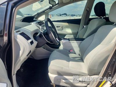 Zdjęcie 7 z 12 samochodu: 2014 TOYOTA PRIUS V THREE VIN:JTDZN3EU5E3316831 - miniatura