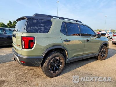 Trzecie zdjęcie samochodu z tyłu: 2026 HONDA PASSPORT TRAILSPORT ELITE VIN:5FNYF9H86TB004155 - miniatura