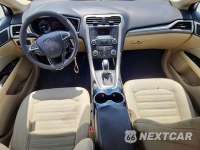 Zdjęcie 8 z 13 samochodu: 2016 FORD FUSION SE VIN:3FA6P0H7XGR117012 - miniatura