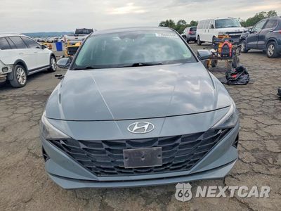 Piąte zdjęcie samochodu w środku: 2022 HYUNDAI ELANTRA SEL VIN:KMHLM4AG8NU243751 - miniatura