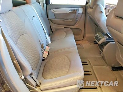 Zdjęcie 11 z 14 samochodu: 2015 CHEVROLET TRAVERSE LS VIN:1GNKRFKD2FJ368112 - miniatura