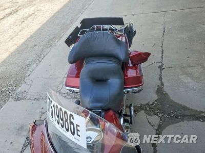 Piąte zdjęcie samochodu w środku: 2010 HARLEY-DAVIDSON FLHTC VIN:1HD1FF41XAB601056 - miniatura
