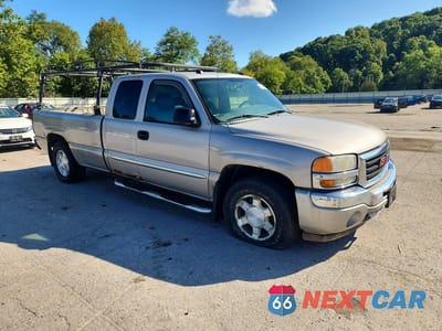 Czwarte zdjęcie samochodu z boku: 2005 GMC NEW SIERRA K1500 VIN:1GTEK19Z65E333983 - miniatura