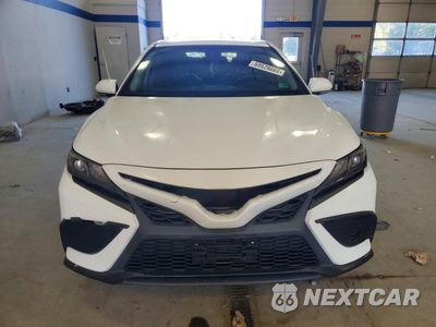 Piąte zdjęcie samochodu w środku: 2023 TOYOTA CAMRY SE VIN:4T1G11AK2PU820385 - miniatura