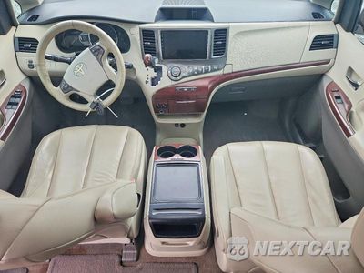 Zdjęcie 8 z 14 samochodu: 2014 TOYOTA SIENNA XLE 8-PASSENGER VIN:5TDYK3DCXES469359 - miniatura