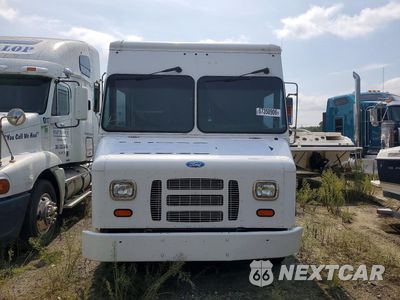 Piąte zdjęcie samochodu w środku: 2012 FORD F59 DELIVERY TRUCK VIN:1F66F5KY9C0A01485 - miniatura