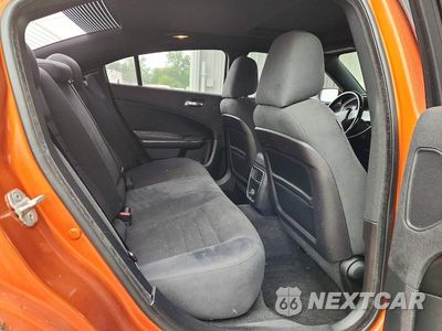 Zdjęcie 10 z 12 samochodu: 2011 DODGE CHARGER VIN:2B3CL3CGXBH590139 - miniatura