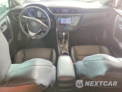 Zdjęcie 8 z 12 samochodu: 2018 TOYOTA COROLLA SE VIN:5YFBURHE9JP781822 - miniatura