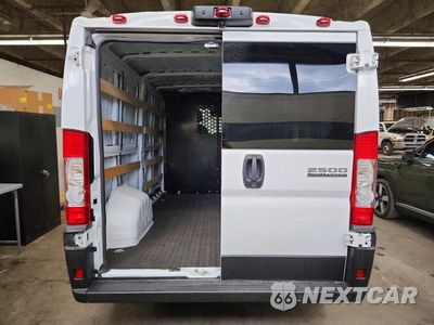 Zdjęcie 6 z 13 samochodu: 2026 RAM PROMASTER 2500 DELIVERY VAN VIN:3C6LRVVG4TE169883 - miniatura