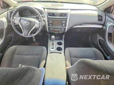 Zdjęcie 8 z 12 samochodu: 2015 NISSAN ALTIMA 2.5 S VIN:1N4AL3AP2FN337716 - miniatura