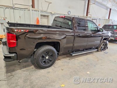 Trzecie zdjęcie samochodu z tyłu: 2018 CHEVROLET SILVERADO K1500 LT VIN:1GCVKREC6JZ157519 - miniatura