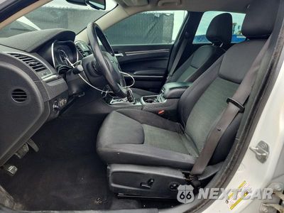 Zdjęcie 7 z 12 samochodu: 2019 CHRYSLER 300 TOURING VIN:2C3CCAAG1KH729049 - miniatura