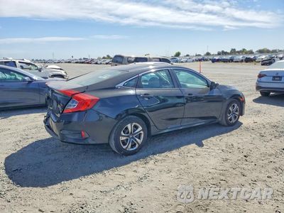 Trzecie zdjęcie samochodu z tyłu: 2018 HONDA CIVIC LX VIN:19XFC2F54JE200825 - miniatura