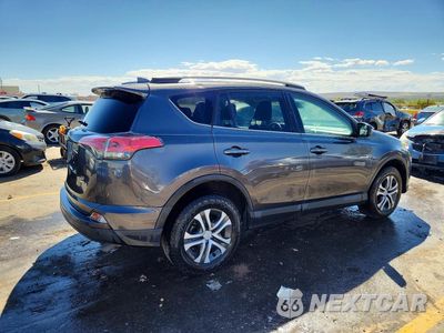 Trzecie zdjęcie samochodu z tyłu: 2017 TOYOTA RAV4 LE VIN:2T3BFREV2HW653016 - miniatura