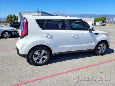 Trzecie zdjęcie samochodu z tyłu: 2018 KIA SOUL BASE VIN:KNDJN2A20J7544170 - miniatura