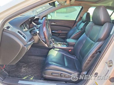 Zdjęcie 7 z 12 samochodu: 2016 ACURA TLX TECH VIN:19UUB1F53GA013819 - miniatura