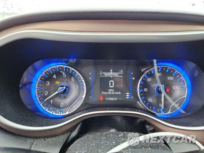 Zdjęcie 9 z 14 samochodu: 2019 CHRYSLER PACIFICA TOURING L VIN:2C4RC1BG0KR540097 - miniatura