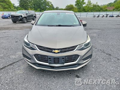 Piąte zdjęcie samochodu w środku: 2017 CHEVROLET CRUZE LT VIN:1G1BE5SM5H7190798 - miniatura