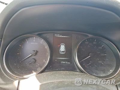 Zdjęcie 9 z 14 samochodu: 2017 NISSAN ROGUE SV VIN:5N1AT2MT7HC868451 - miniatura