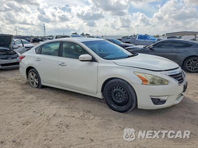 Czwarte zdjęcie samochodu z boku: 2013 NISSAN ALTIMA 2.5 VIN:1N4AL3AP1DN475843 - miniatura