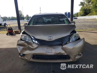 Piąte zdjęcie samochodu w środku: 2014 TOYOTA SIENNA XLE 7-PASSENGER VIN:5TDDK3DC2ES076972 - miniatura